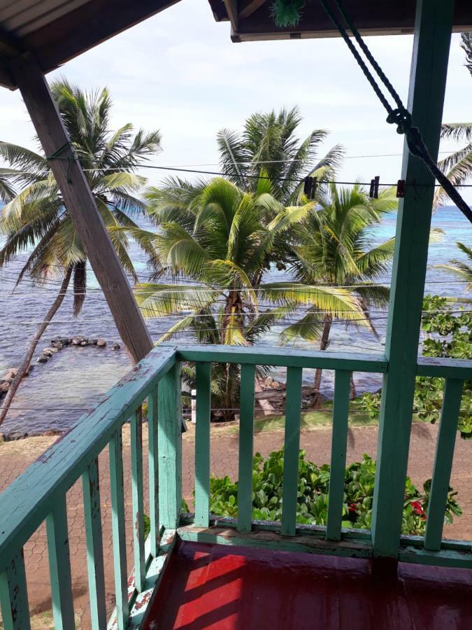 Corn Island Hostal Alal Suite North End Bagian luar foto